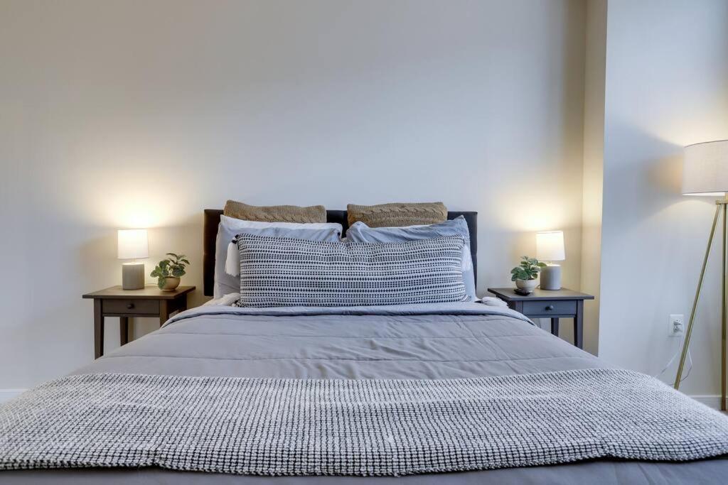 Fantastic 2 Bedroom Condo At Pentagon City 알링턴 외부 사진