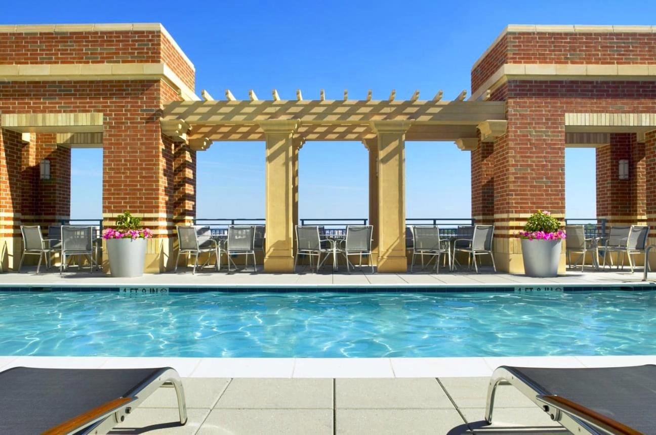Fantastic 2 Bedroom Condo At Pentagon City 알링턴 외부 사진